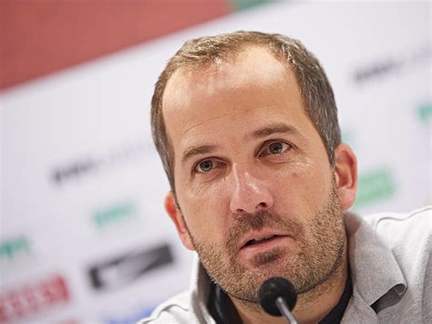 Manuel baum, en un partido del schalke. Manuel Baum vor Bayern: "Das 0:6 spielt keine Rolle mehr ...