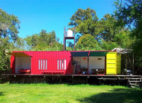 Construir una casa en contenedores es fácil y económico. casa de campo barata