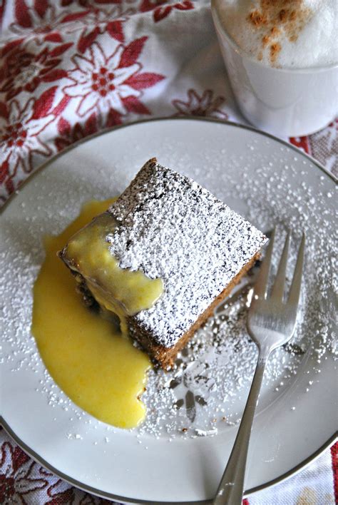 Saus is snel gemaakt en past perfect bij 'n snack of see more of. Double gingerbread with lemon custard sauce | Recipe (With images) | Gingerbread recipe, Lemon ...