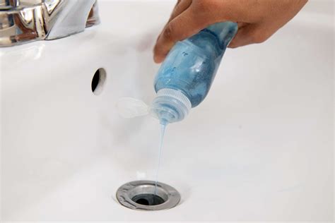 how to clean a clogged drain with baking soda