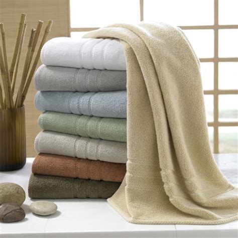 Hot promotions in bath towel on aliexpress: Plain Cotton Bath Towel, Size: 70 x 140 cm, Weight: 500 ...