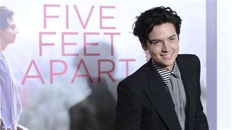 Five feet apart is a 2019 american romantic drama film directed by justin baldoni (in his directorial debut) and written by mikki daughtry and tobias iaconis. Five Feet Apart star Cole Sprouse says film is about ...