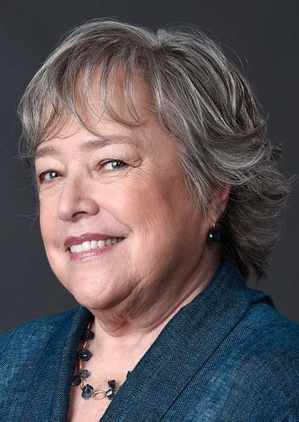 Fan Casting Kathy Bates As Betty White In Her 80s 90s In Cast