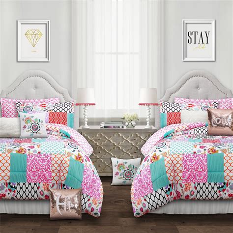 The shams in a bed set are pillowcases that match the look and feel of your comforter or duvet cover. Brookdale Patchwork Comforter Set Back To Campus Dorm Room ...
