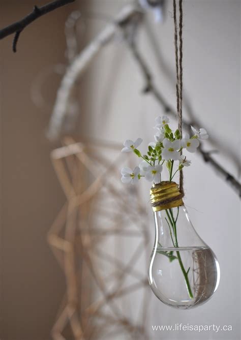 How To Make A Light Bulb Flower Vase