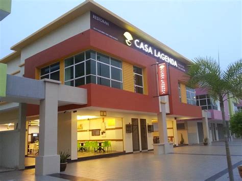 Suasana semasa majlis pelancaran rasmi pembukaan restoran casa lagenda chinese muslim food pada 8hb oktober. Ruang Cerita Saya: Casa Lagenda. Restoran Cina Muslim