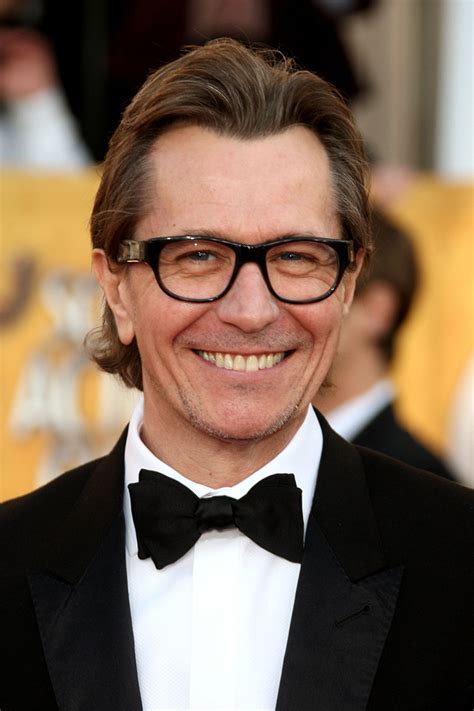 Gary Oldman Hairstyle Makeup Suits Shoes And Perfume