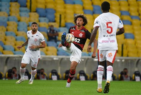 The 2020 campeonato carioca de futebol was the 117th edition of the top division of football in the state of rio de janeiro. Noticias Brasil: Suspenden el campeonato Carioca en Rio de ...