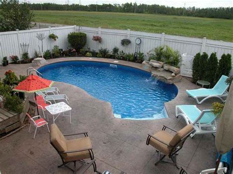 We'd love to hear about your experiences. 28 Fabulous Small Backyard Designs with Swimming Pool ...