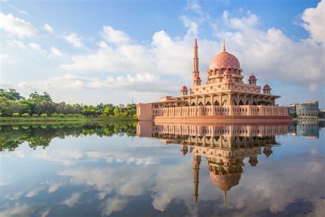 Escape from the hustle and bustle kuala lumpur and enjoy day trips at these wonderful destinations. Kuala Lumpur Sightseeing: The 7 Best Tours & Day Trips in ...