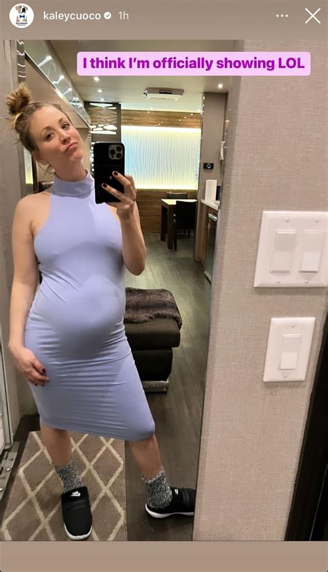 Pregnant Kaley Cuoco Shares Note Showing How Best Baby Daddy Tom