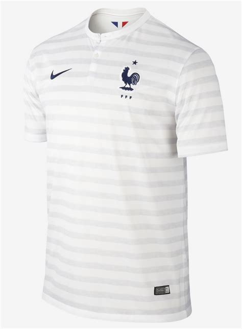 Mooi shirt voor een echte frankrijk ek/ wk supporter. Frankrijk uitshirt 2014/2015 - Voetbalshirtjes.com