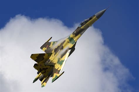Can Russias Sukhoi Su 35 Flanker E Beat The F 35 The National Interest