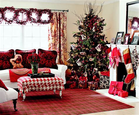 25 Christmas Living Room Design Ideas