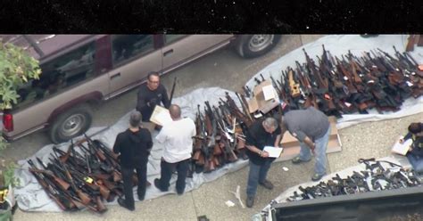 Massive Gun Confiscation In Exclusive Los Angeles Neighborhood