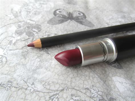 The Imperfect Beauty Irish Beauty Blog Mac Diva Lipstick And Burgundy
