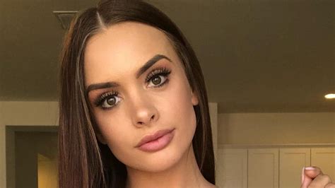 Model Reveals Odd Requests She Gets After Posting Onlyfans Videos Photos Geelong Advertiser