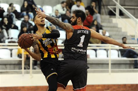 Pela grande variabilidade tática ofensiva inerente ao esporte, e pela extrema qualidade atlética e técnica dos atletas, o sistema defensivo no basquetebol moderno. Federação Portuguesa de Basquetebol divulga número de descidas