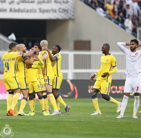نتيجة مباراة الفتح وضمك اليوم في الدوري السعودي تعادل إيجابي. حكم مباراة ضمك ضد النصر في مرمى الانتقادات | صحيفة المواطن ...