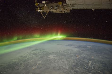 Apod 2018 May 29 Aurora And Manicouagan Crater From The Space Station
