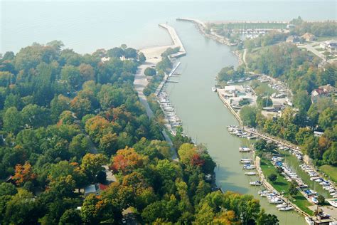 A heritage village on a great lake. Bayfield Marina in Bayfield, ON, Canada - Marina Reviews ...