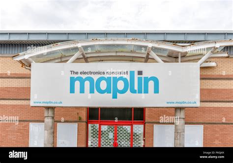 Maplin Store Closed Hi Res Stock Photography And Images Alamy