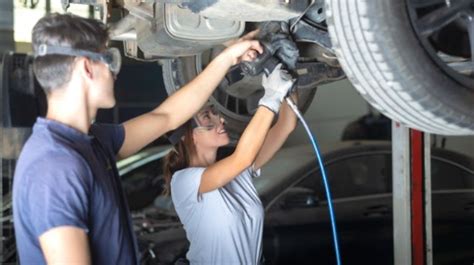3 Ways To Become An Automotive Service Technician Sci
