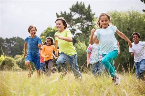 Children Running Together In A Park Shaklee Naturally Blog