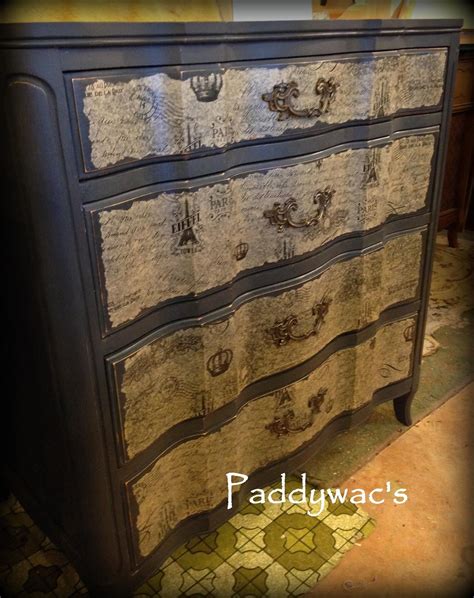 Working with country chic paint is super easy: #Chalk Paint® Decorative Paint by Annie Sloan and ...