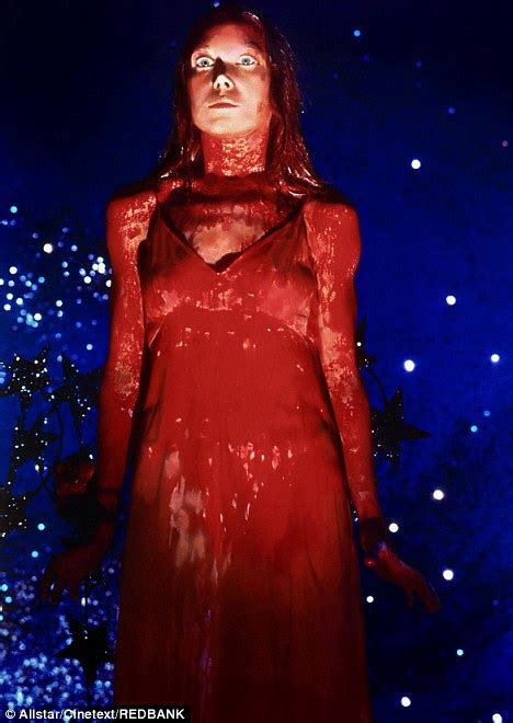 Stephen Kings Carrie Will Undergo A Hollywood Makeover