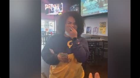 Waitress Receives K Tip From Customers Myfoxzone Com