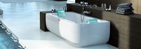 Aquasoul double is a two person whirlpool bath. Whirlpool Baths - Duoble Whirlpool Bathtubs | Jacuzzi®