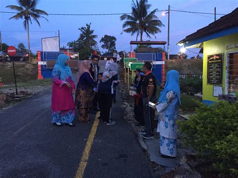 Padahal sudah lama pak kirno tidak bisa menjalankan. HARI PERTAMA PERSEKOLAHAN DAN SUASANA SEKOLAH YANG MENARIK ...