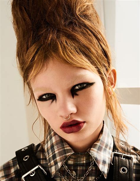 90s Punk Hair Punk Makeup Grunge Punk Rock Makeup Makeup Inspo Makeup Inspiration Beauty