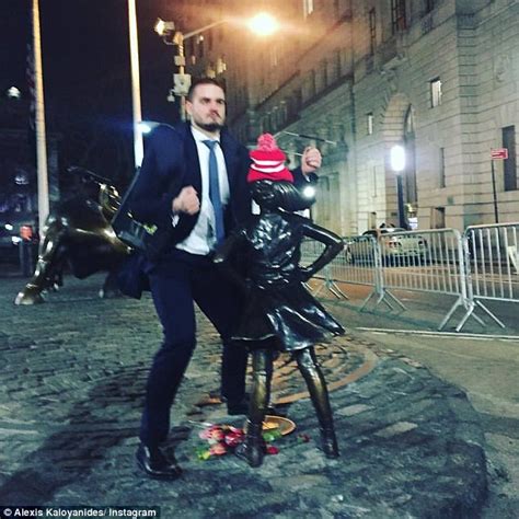 Man Humps Fearless Girl Statue In New York After Iwd Daily Mail Online