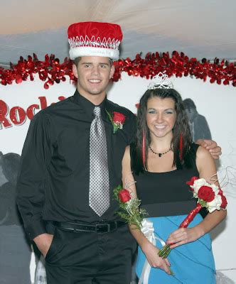 Baldwin Bulletin Baldwin Wisconsin Homecoming King And Queen Crowned