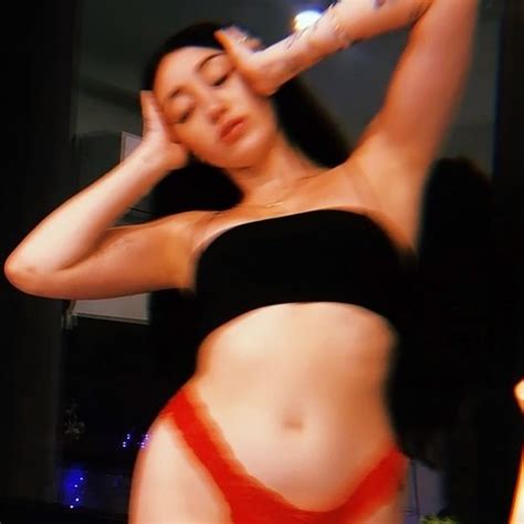 Noah Cyrus Nude And Sexy Pics And Porn Video Scandal Planet