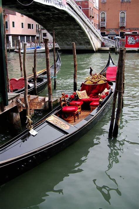 Bridges connecting more than a hundred small islands are one of the visiting cards of venice. Venice, Italy jigsaw puzzle in Bridges puzzles on ...