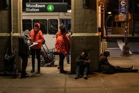 Heres What The First Night Of The Subway Shutdown Looked Like The