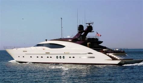 Yacht Palmer Johnson 135, Motor Yacht | CHARTERWORLD Luxury Superyacht