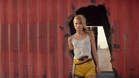 The bad batch follows arlen (waterhouse) after she's left in a texas wasteland fenced off from civilization. The Bad Batch isn't a great dystopian film, but it's ...