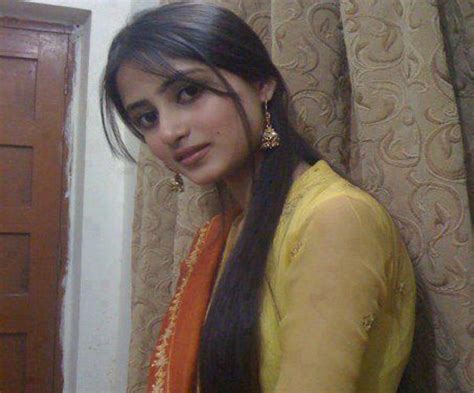 Pakistani Karachi Girl Maheen Arain Whatsapp Number Friendship By