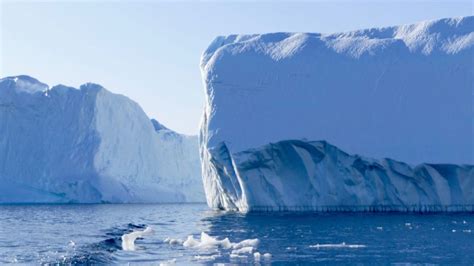 le  grand iceberg  la derive interlignes algerie