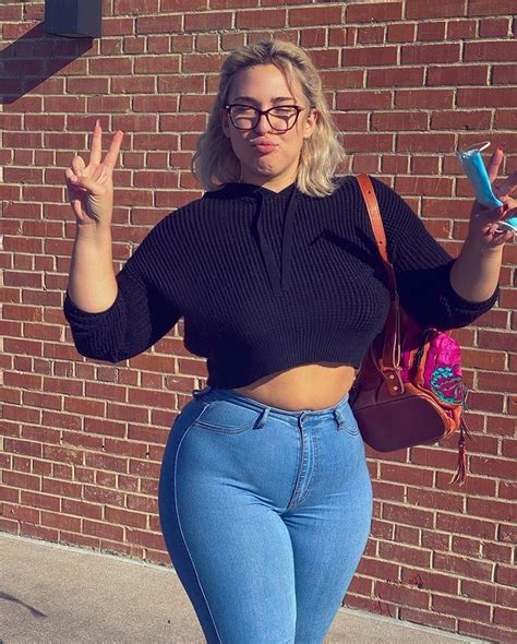 nicki dee 🦋 nixxdee instagram fotos und videos chicas curvy chicas jeans