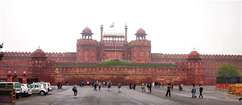 How To Reach Red Fort Archives Indiator