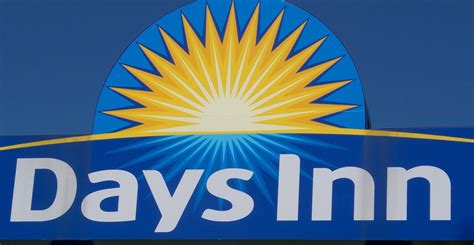 Book days inn foley at the best available rates. AUBURN ALABAMA Opelika Lee University Restaurant Bank Dr ...