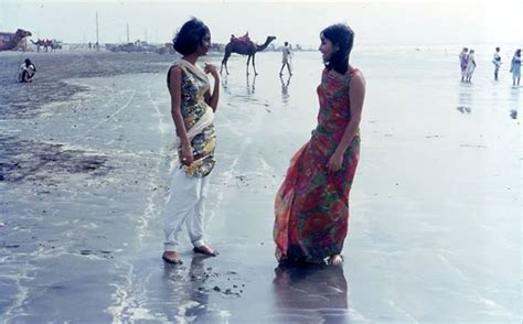 Beaches Of Karachi Along The Arch Of The Arabian Sea Youlin Magazine