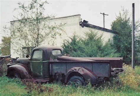 Kansas | Antique cars, Outdoor, Trucks