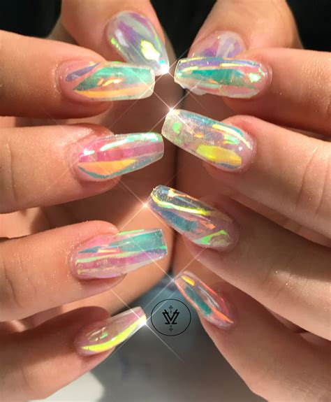 √ Shattered Glass Nails How To