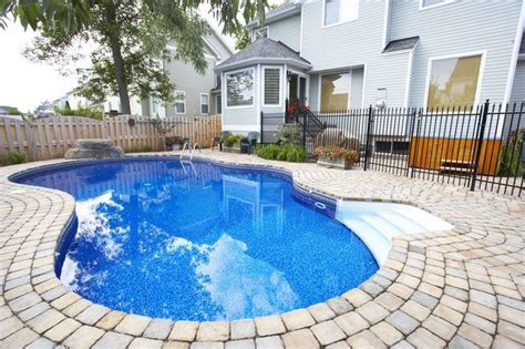 Do you agree with pool contractor's star rating? 24029173 | Pool repair, Inground pools, Swimming pool service